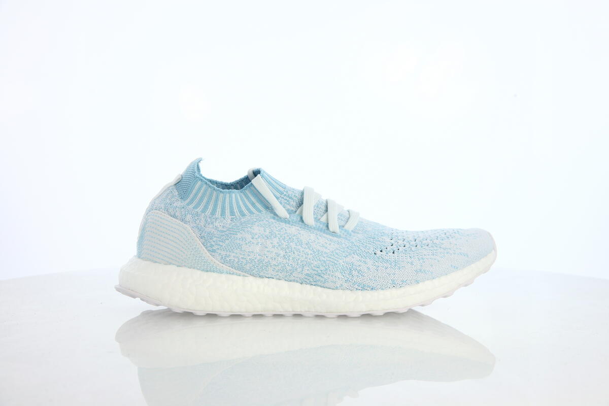 Ultra boost cheap uncaged icey blue